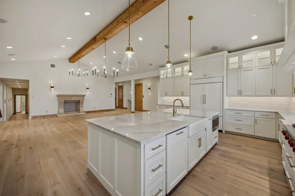 16 Catalonia Drive Westlake, TX 76262