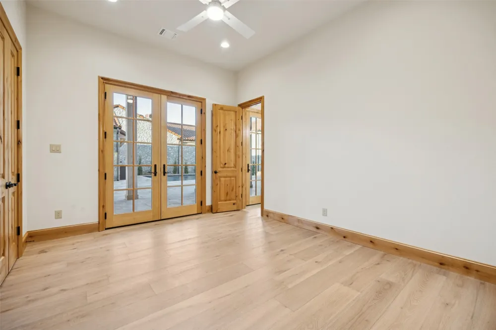16 Catalonia Drive Westlake, TX 76262