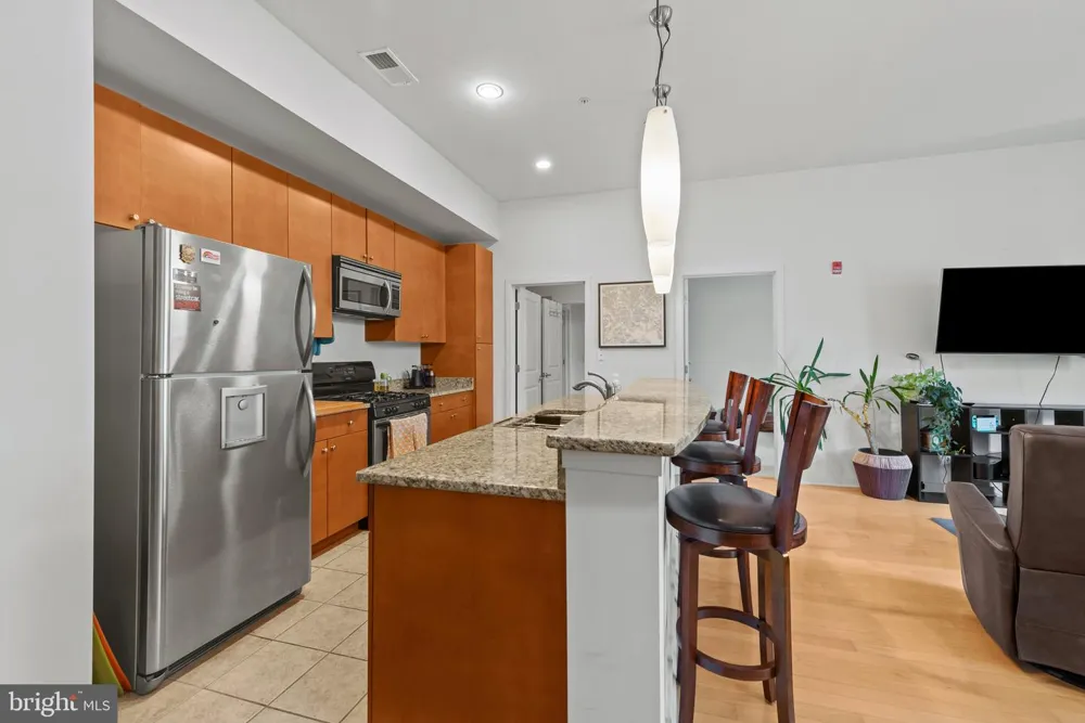 1209 CHARLES STREET #410 Baltimore, MD 21201