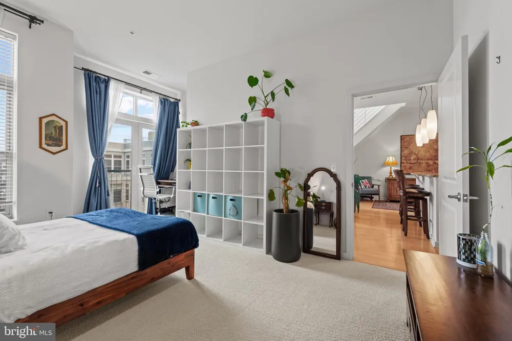 1209 CHARLES STREET #410 Baltimore, MD 21201