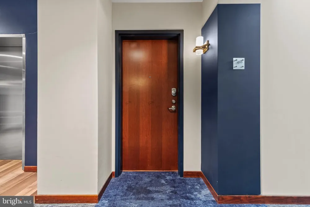 1209 CHARLES STREET #410 Baltimore, MD 21201
