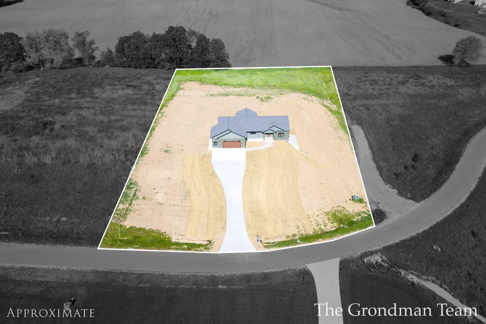 3421 Calming Meadows Court Thornapple Township, MI 49333