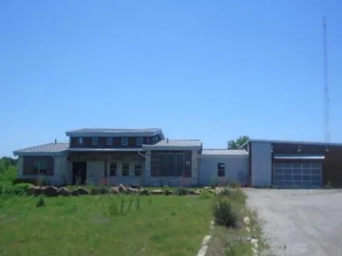 1264 BALLARD ROAD