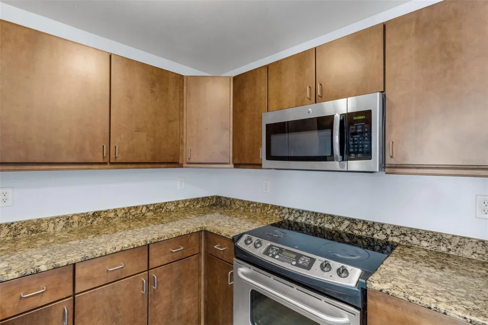 125 KENTUCKY AVENUE #303 Lakeland, FL 33801
