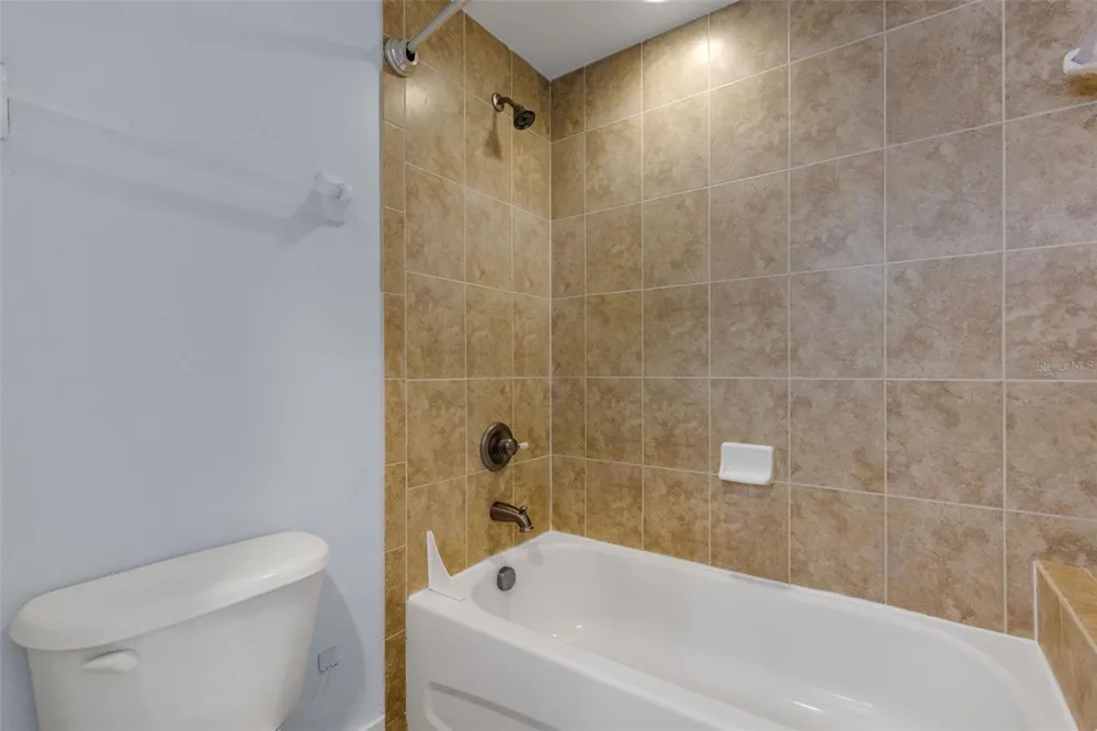 125 KENTUCKY AVENUE #303 Lakeland, FL 33801