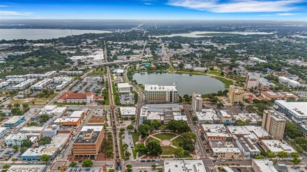 125 KENTUCKY AVENUE #303 Lakeland, FL 33801