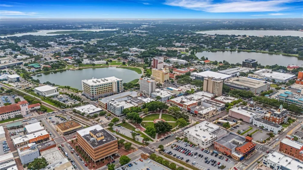 125 KENTUCKY AVENUE #303 Lakeland, FL 33801