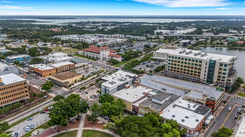125 KENTUCKY AVENUE #303 Lakeland, FL 33801