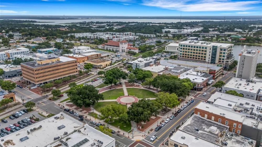 125 KENTUCKY AVENUE #303 Lakeland, FL 33801