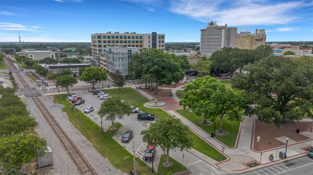 125 KENTUCKY AVENUE #303 Lakeland, FL 33801