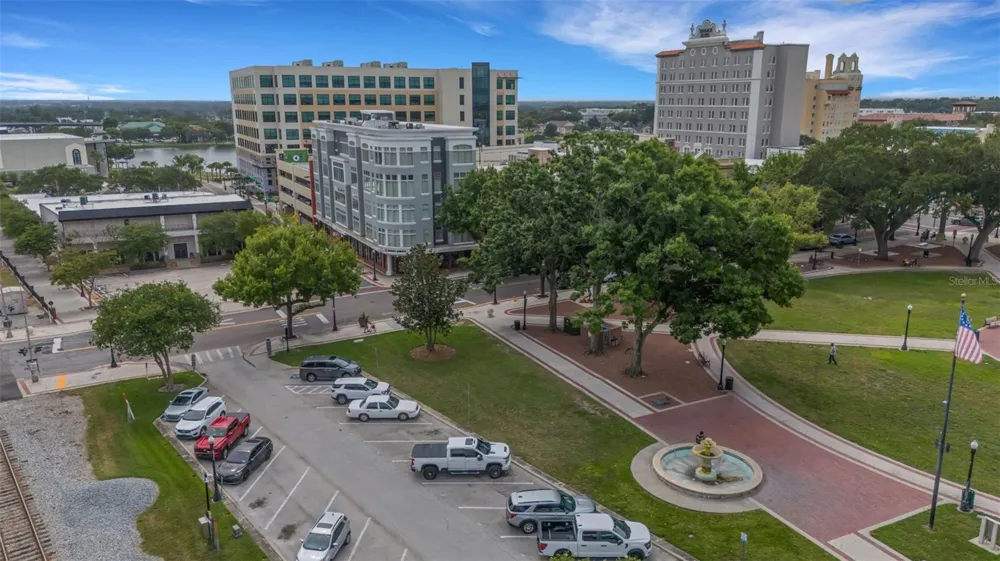 125 KENTUCKY AVENUE #303 Lakeland, FL 33801