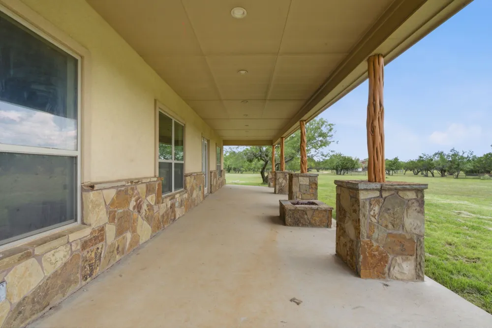 927 Prickly Pear Trail Gordon, TX 76453