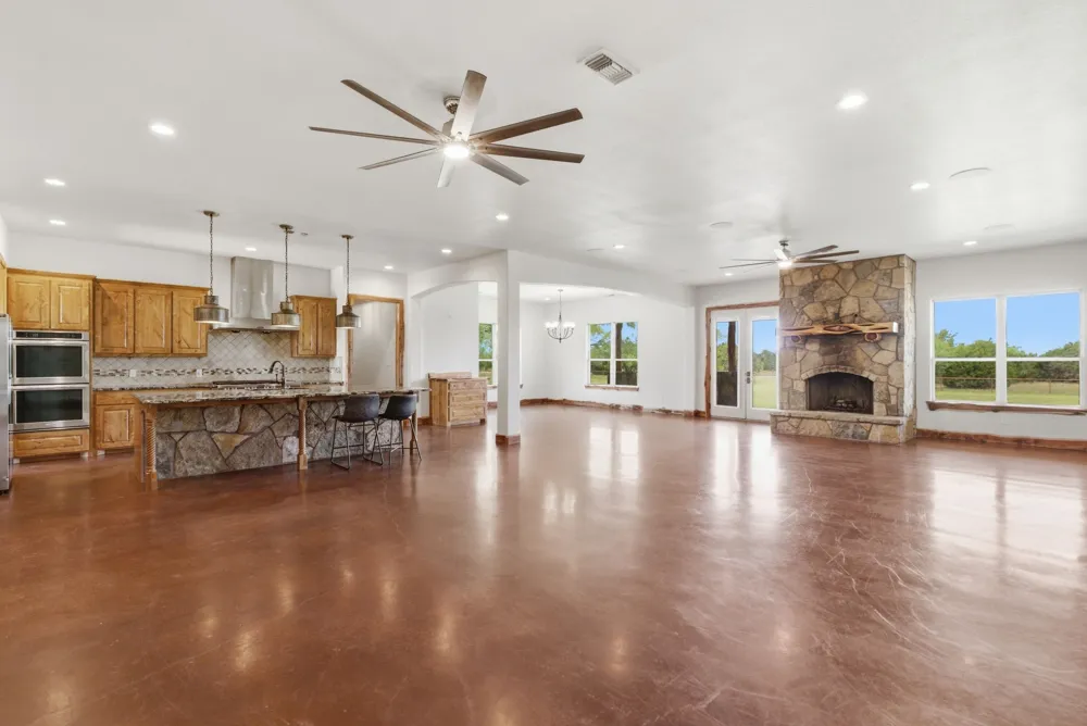 927 Prickly Pear Trail Gordon, TX 76453