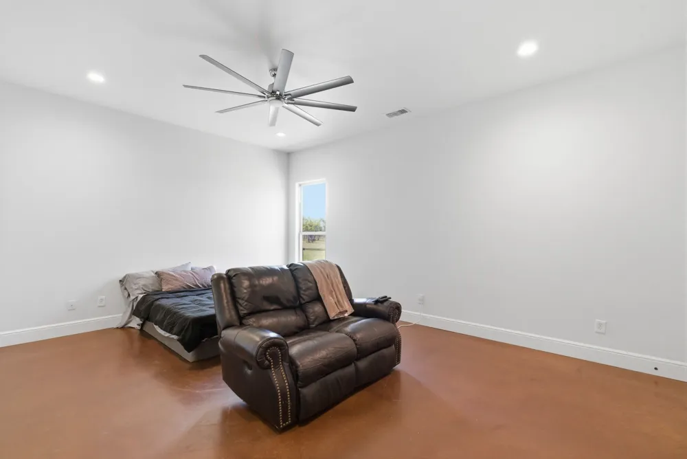 927 Prickly Pear Trail Gordon, TX 76453