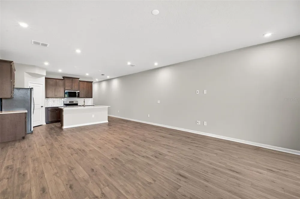 9187 AURELIA AVENUE Parrish, FL 34219