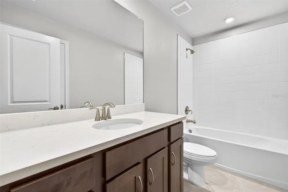 9187 AURELIA AVENUE Parrish, FL 34219