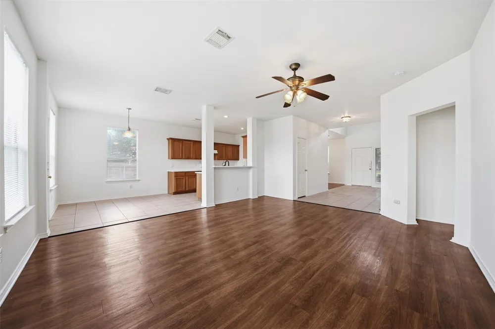 118 Invierno Street Kyle, TX 78640