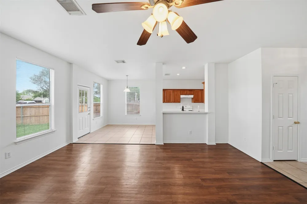 118 Invierno Street Kyle, TX 78640
