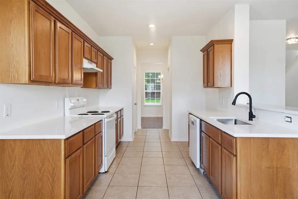 118 Invierno Street Kyle, TX 78640