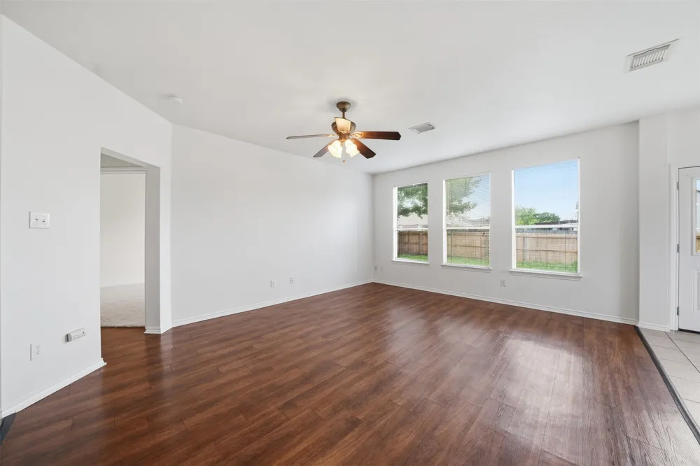 118 Invierno Street Kyle, TX 78640