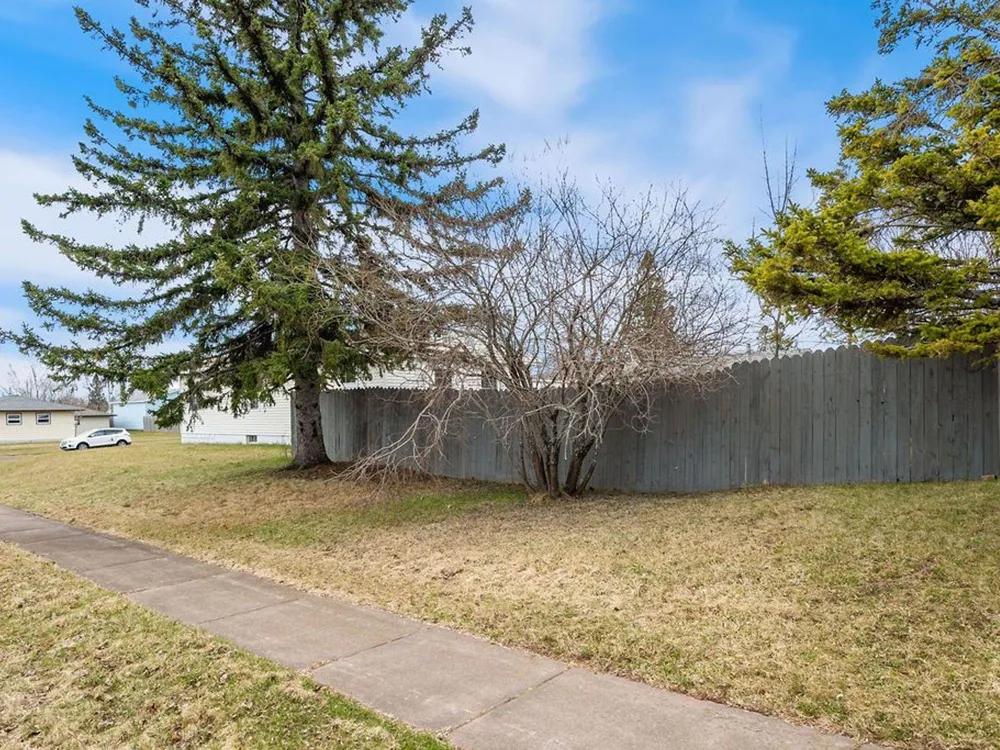 68 Edison Boulevard Silver Bay, MN 55614
