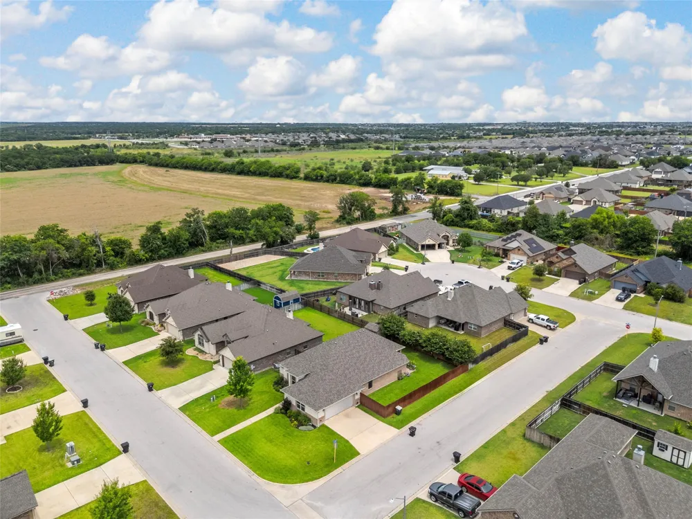 2515 Paisley Drive Temple, TX 76502