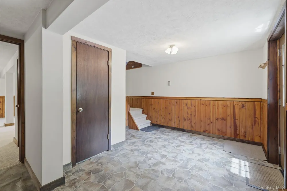 2 Linder Drive New Paltz, NY 12561