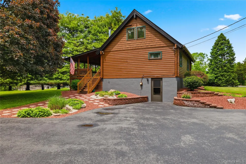 2 Linder Drive New Paltz, NY 12561