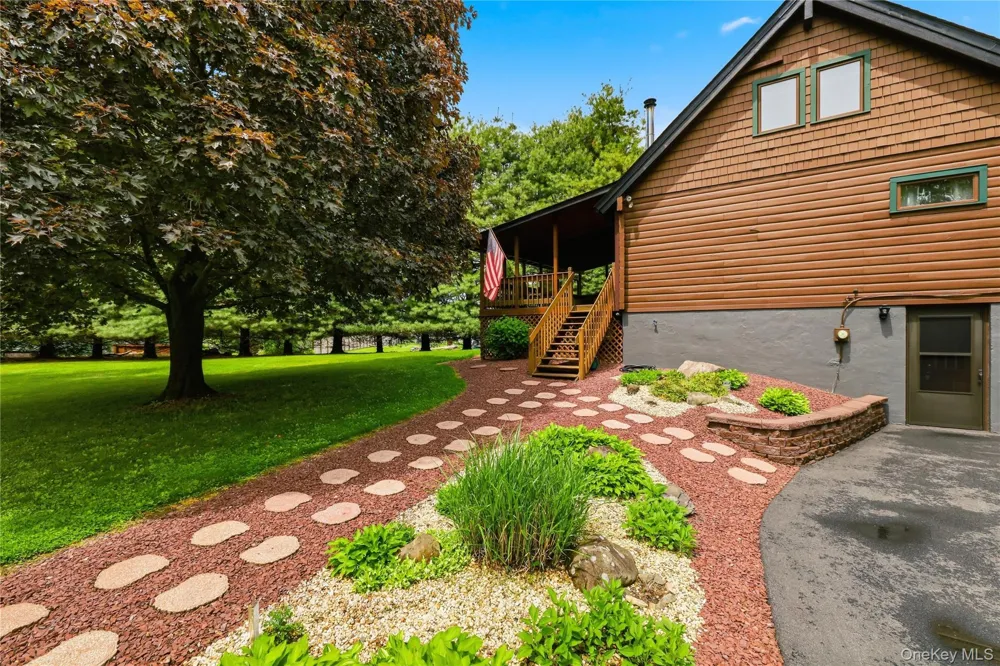 2 Linder Drive New Paltz, NY 12561