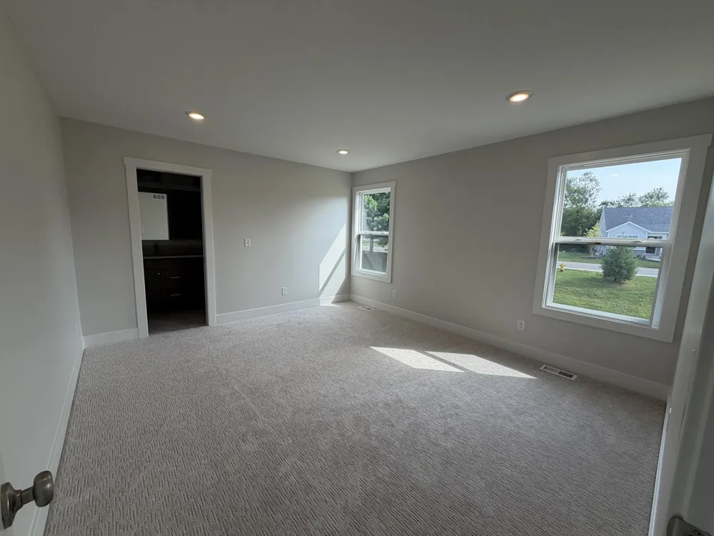 327 Round Hill Road Kalamazoo, MI 49009