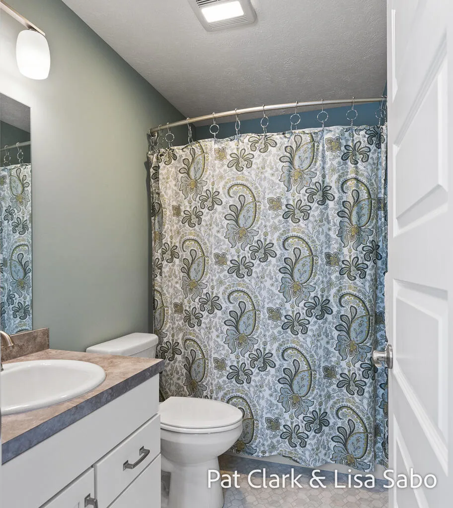 13458 Waybury Drive Nunica, MI 49448