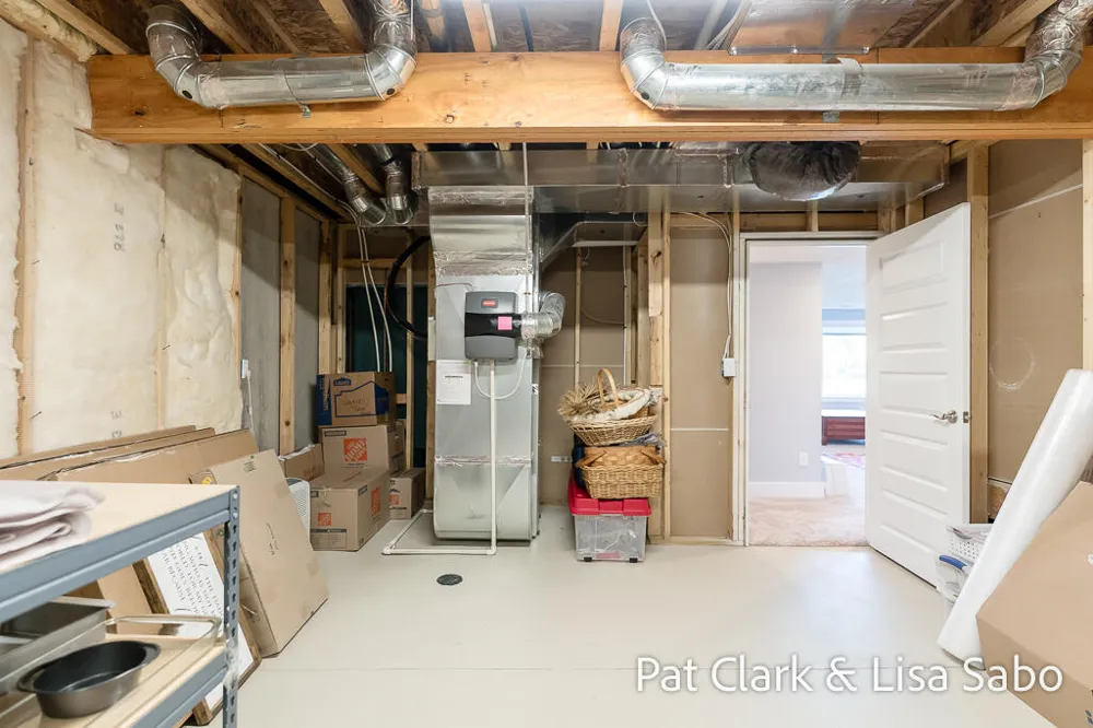 13458 Waybury Drive Nunica, MI 49448