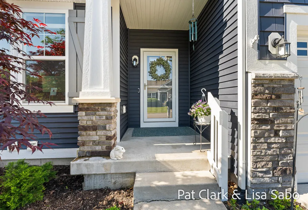 13458 Waybury Drive Nunica, MI 49448