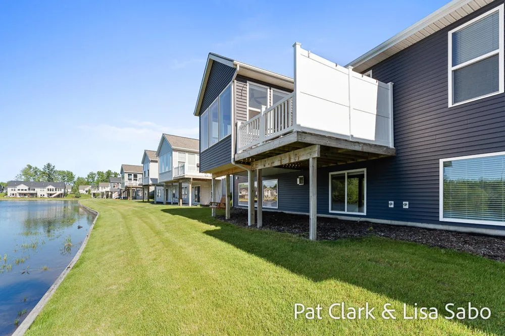 13458 Waybury Drive Nunica, MI 49448