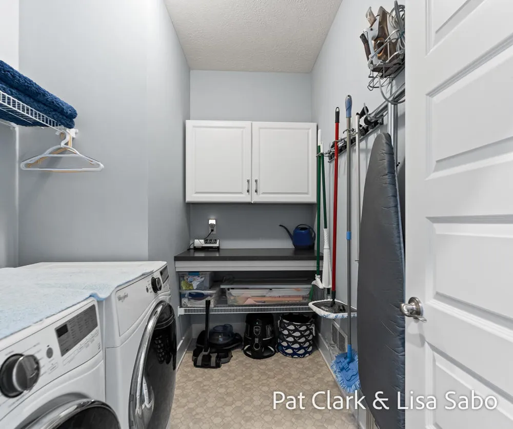 13458 Waybury Drive Nunica, MI 49448