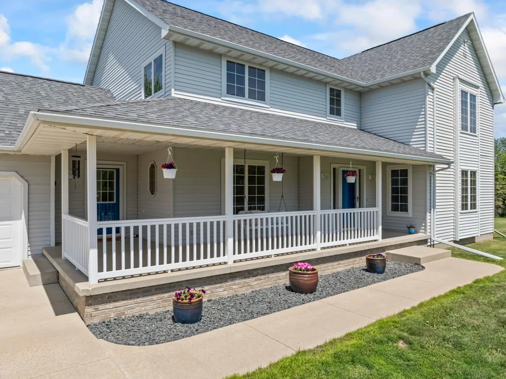 4141 90th Street NW Oronoco, MN 55960
