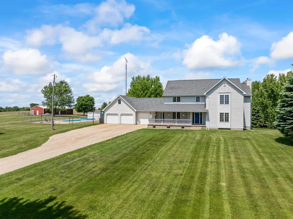 4141 90th Street NW Oronoco, MN 55960