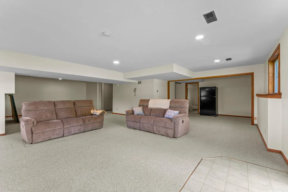 4141 90th Street NW Oronoco, MN 55960