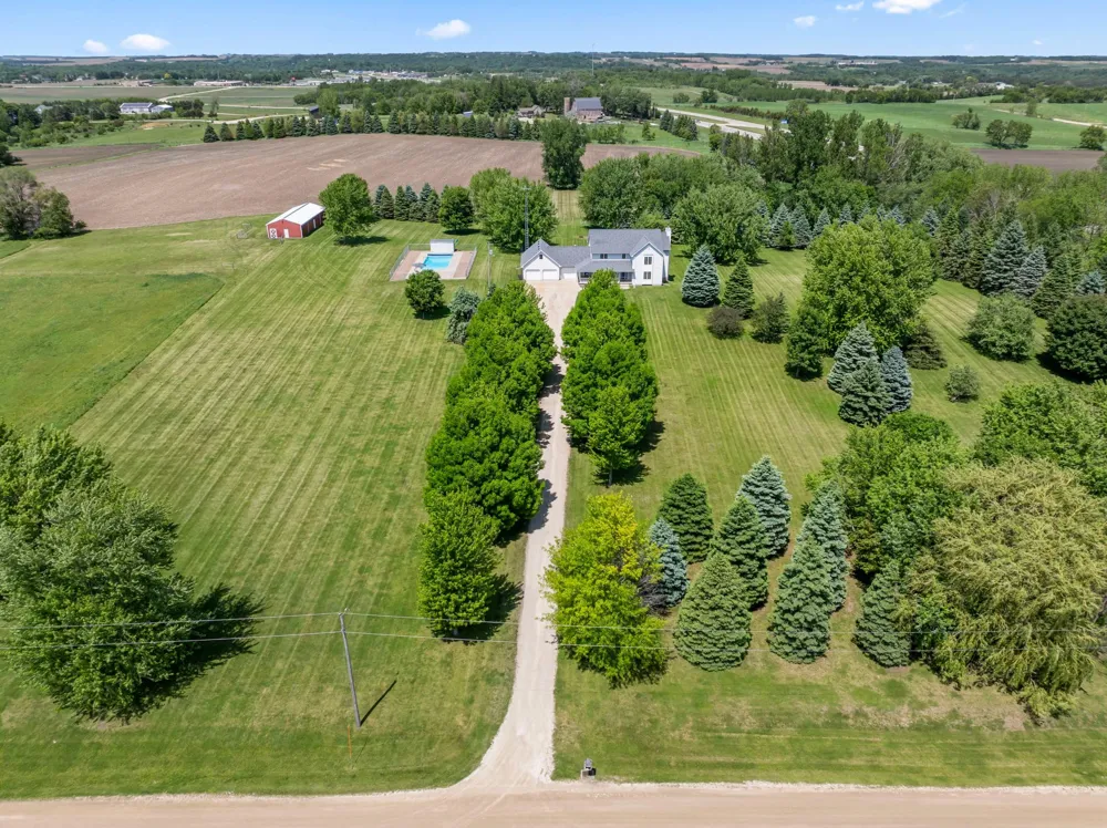 4141 90th Street NW Oronoco, MN 55960