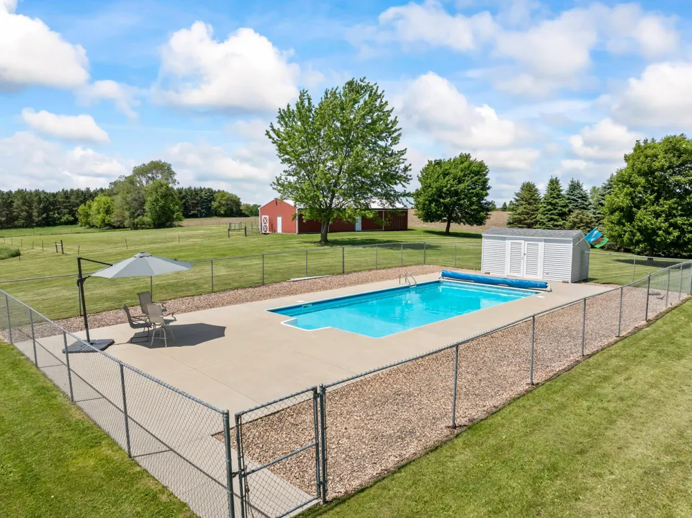 4141 90th Street NW Oronoco, MN 55960