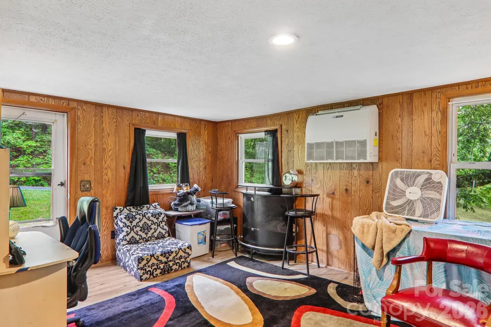 677 Mount Olivet Road Zirconia, NC 28790