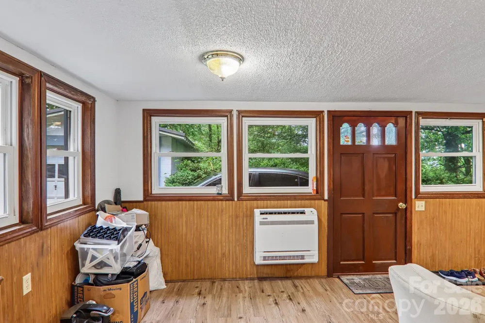 677 Mount Olivet Road Zirconia, NC 28790