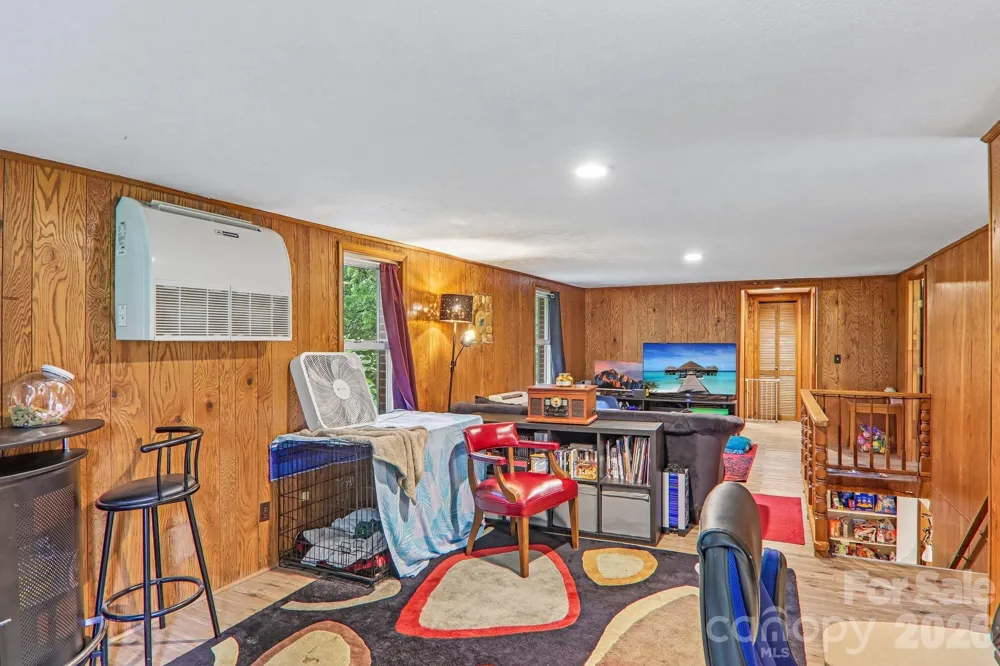 677 Mount Olivet Road Zirconia, NC 28790