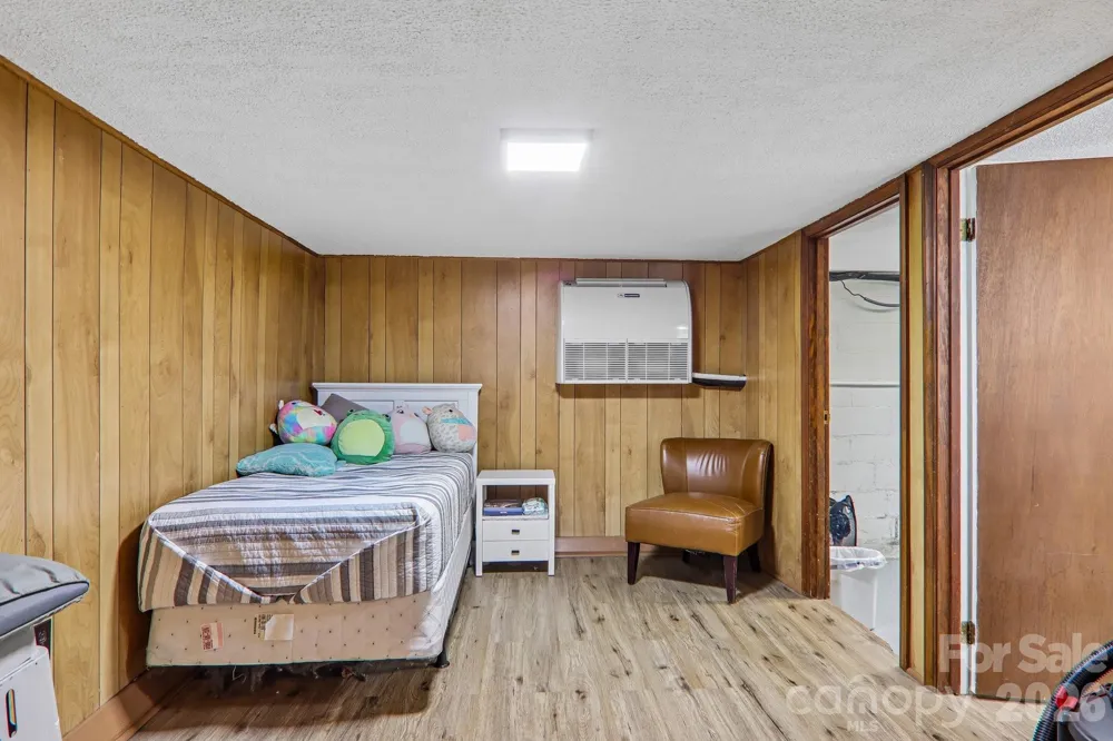 677 Mount Olivet Road Zirconia, NC 28790