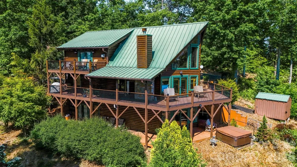 300 Williams Circle Lake Lure, NC 28746