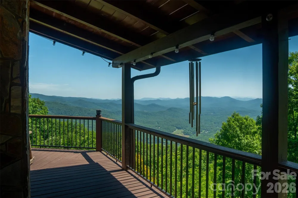 300 Williams Circle Lake Lure, NC 28746