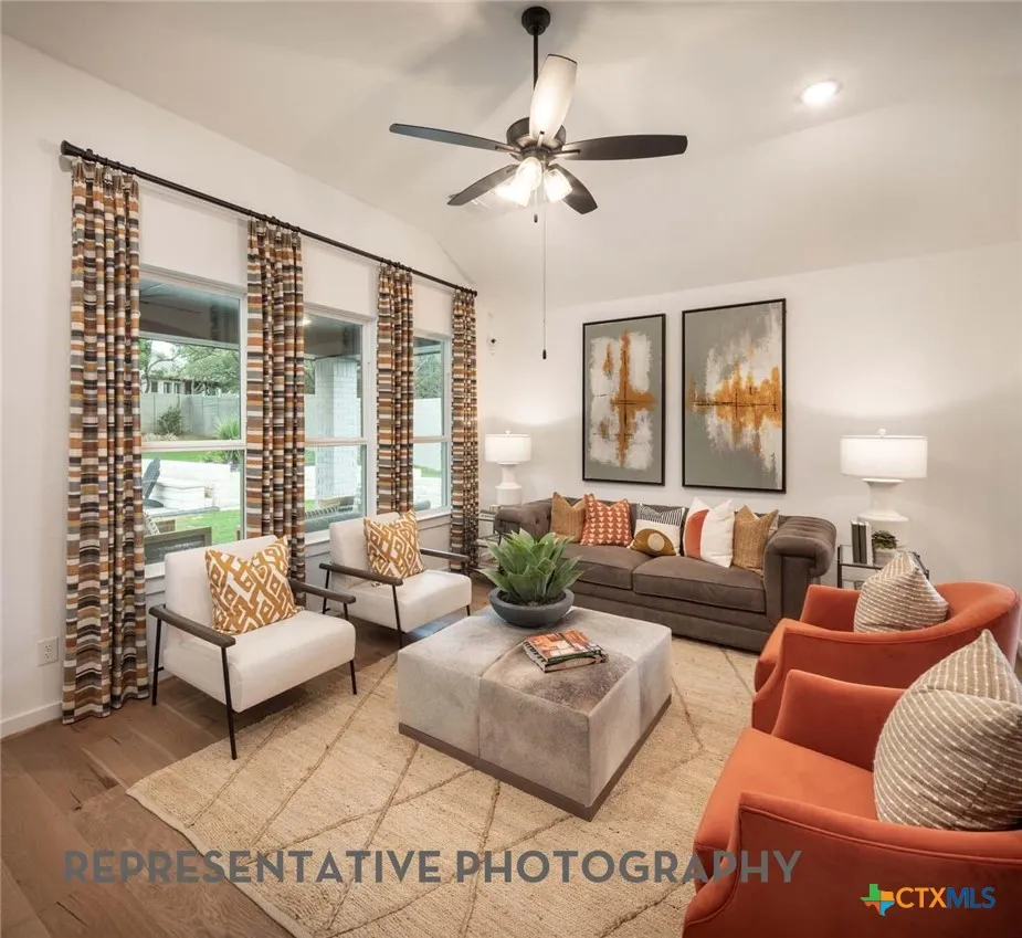 545 High Summit Drive Georgetown, TX 78628