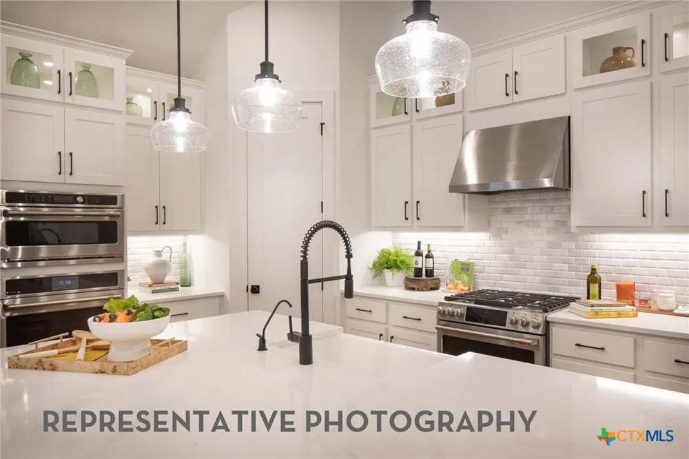 545 High Summit Drive Georgetown, TX 78628