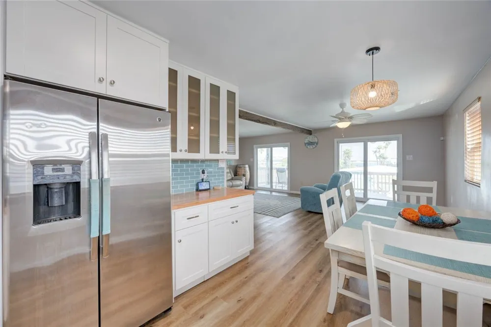 521 Woodhaven Ingleside, TX 78362