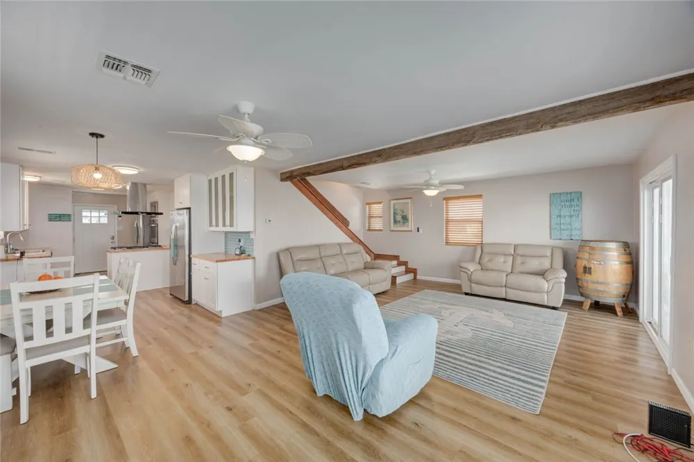 521 Woodhaven Ingleside, TX 78362
